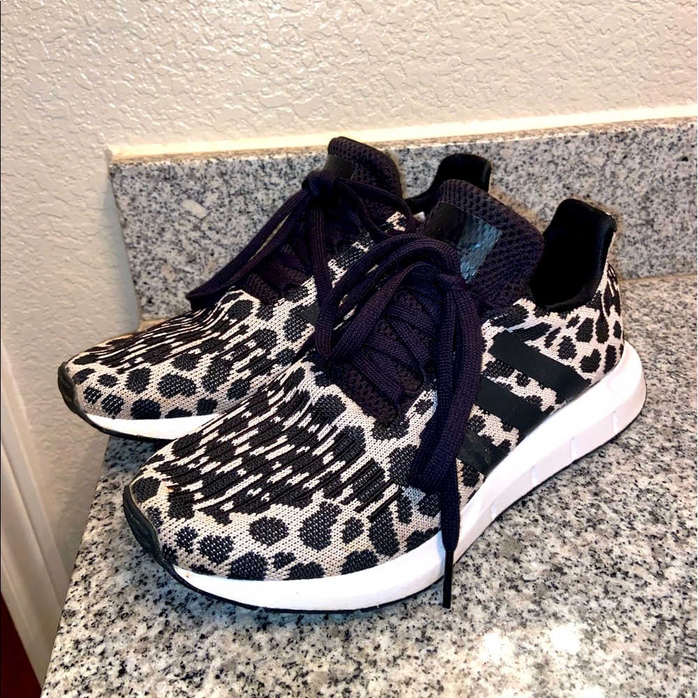 Women Adidas Shoes